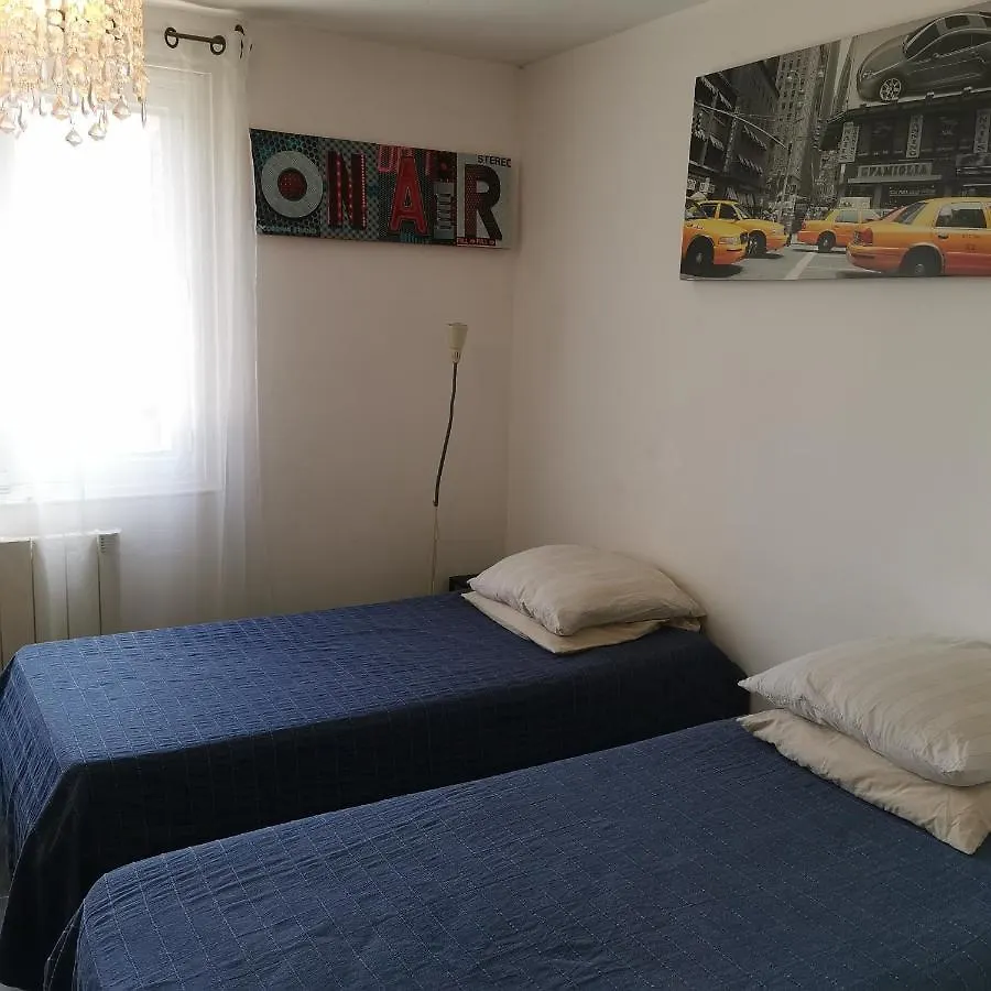 Maison 48M2 Deux Chambres Cour Prive Et Personnelle Pour Motos Ou Voitures 4 Pers Proche Mairie Et Bus Tram Le Pont-de-Claix