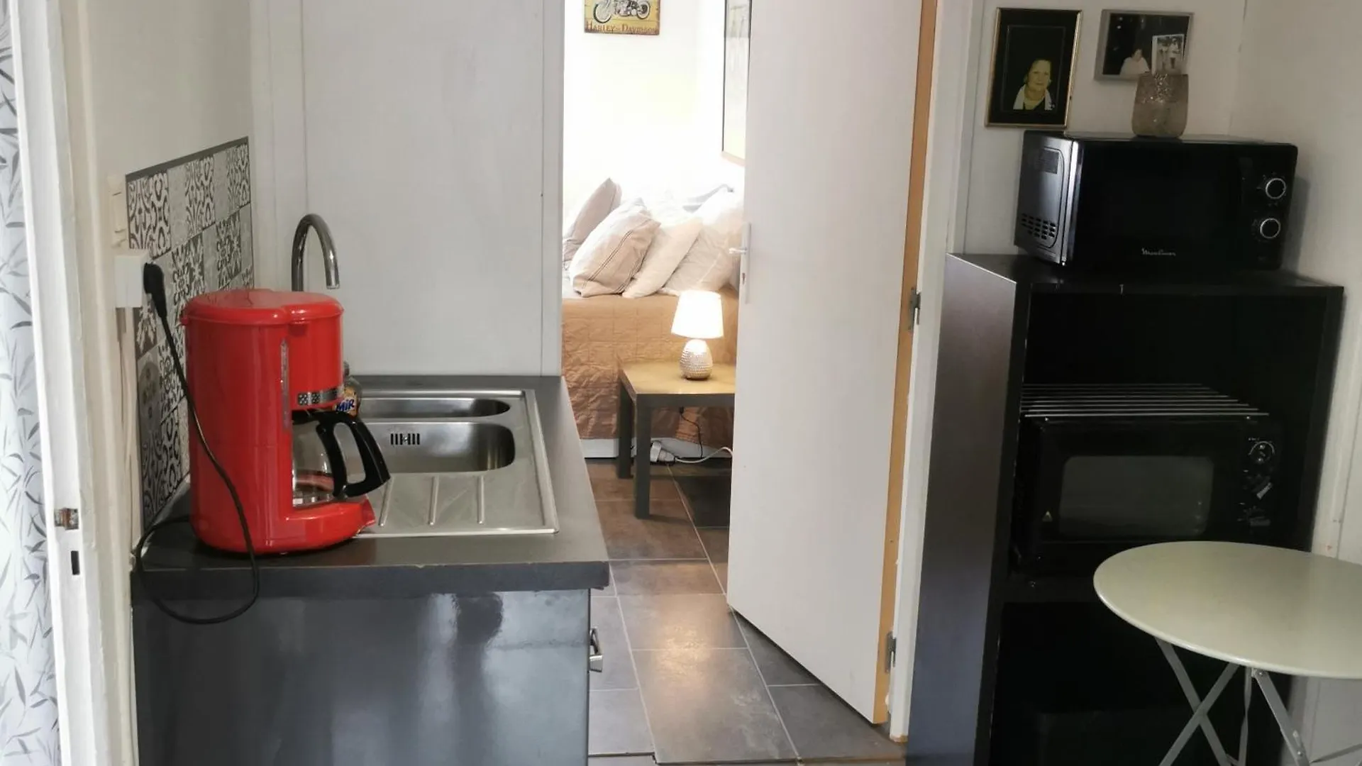 Appartement Maison 48M2 Deux Chambres Cour Prive Et Personnelle Pour Motos Ou Voitures 4 Pers Proche Mairie Et Bus Tram Le Pont-de-Claix