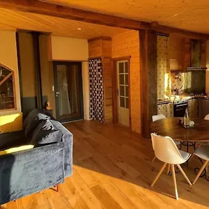 la-petite-maison-du-htre.midi-pyreneeshotels.com/